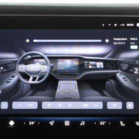 Foto inzerátu Rising F7 77 kWh RWD