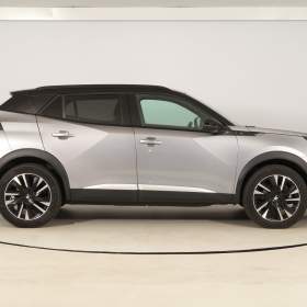 Foto inzerátu Peugeot e-2008 50 kWh