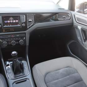 Foto inzerátu Volkswagen Golf Sportsvan 1.4 TSI