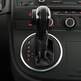 Foto inzerátu Volkswagen Multivan 2.0 TDI 4Motion