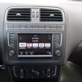 Foto inzerátu Volkswagen Polo 1.2 TSI