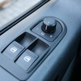 Foto inzerátu Volkswagen Transporter 2.0 TDI