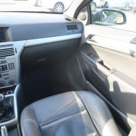 Foto inzerátu Opel Astra 2.0 Turbo