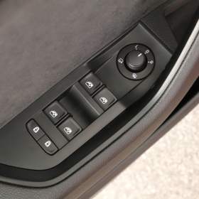 Foto inzerátu Škoda Superb 2.0 TDI