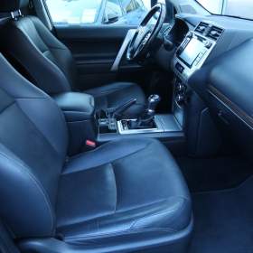 Foto inzerátu Toyota Land Cruiser 2.8 D-4D