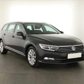 Volkswagen Passat 2.0 TDI / 19600908