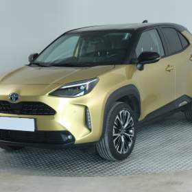 Foto inzerátu Toyota Yaris Cross 1.5 VVT-iE E-Four