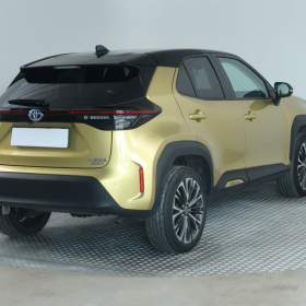 Foto inzerátu Toyota Yaris Cross 1.5 VVT-iE E-Four