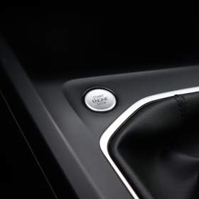 Foto inzerátu Volkswagen Golf 2.0 TDI