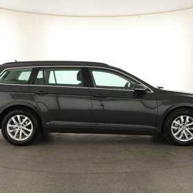 Foto inzerátu Volkswagen Passat 2.0 TDI