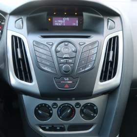 Foto inzerátu Ford Focus 1.6 i
