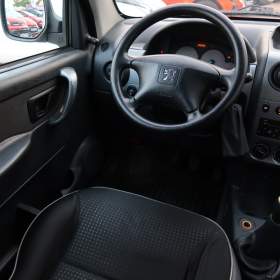 Peugeot Partner 1.6 HDi / 19601050
