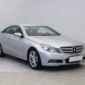 Mercedes- Benz Třídy E E 250 CDI / 19601061