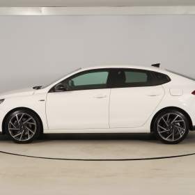 Foto inzerátu Hyundai i30 Fastback 1.5 T-GDI MHEV