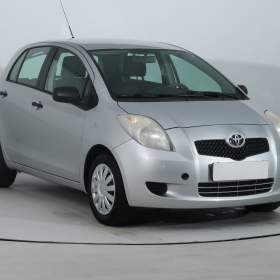 Toyota Yaris 1.3 VVT- i / 19601102