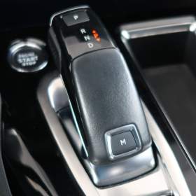 Foto inzerátu Peugeot 3008 1.5 BlueHDi