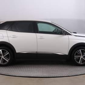 Foto inzerátu Peugeot 3008 1.5 BlueHDi