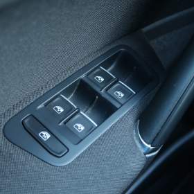 Foto inzerátu Volkswagen Golf 1.4 TSI