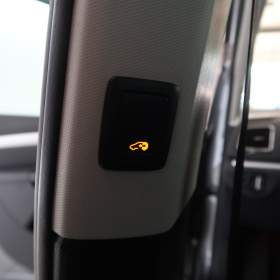 Foto inzerátu Volkswagen Sharan 2.0 TDI