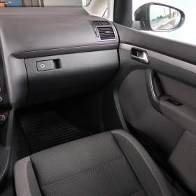 Foto inzerátu Volkswagen Touran 1.6 TDI