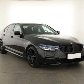 BMW Řada 5 530d xDrive / 19603125