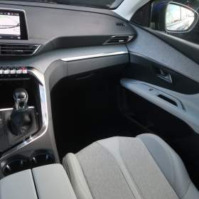 Foto inzerátu Peugeot 3008 1.5 BlueHDi