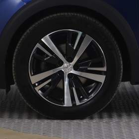 Foto inzerátu Peugeot 3008 1.5 BlueHDi