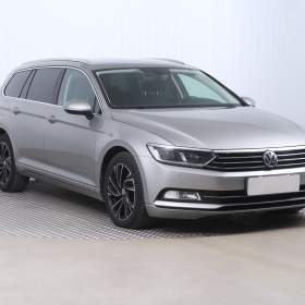 Foto inzerátu Volkswagen Passat 2.0 TDI