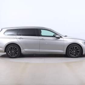 Foto inzerátu Volkswagen Passat 2.0 TDI