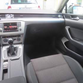Foto inzerátu Volkswagen Passat 2.0 TDI