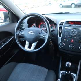 Foto inzerátu Kia Ceed 1.4 CVVT