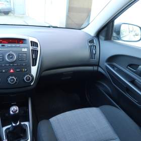 Foto inzerátu Kia Ceed 1.4 CVVT