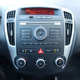 Foto inzerátu Kia Ceed 1.4 CVVT