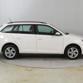 Foto inzerátu Škoda Fabia 1.0 TSI