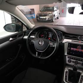 Foto inzerátu Volkswagen Passat 2.0 TDI