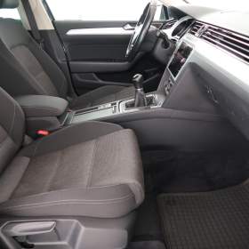 Foto inzerátu Volkswagen Passat 2.0 TDI