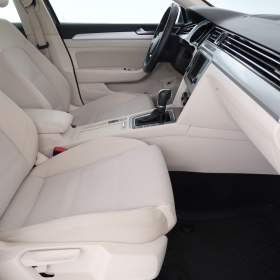 Foto inzerátu Volkswagen Passat 1.6 TDI
