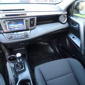 Foto inzerátu Toyota Rav4 2.0 D-4D