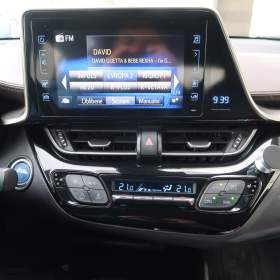 Foto inzerátu Toyota C-HR 1.8 Hybrid