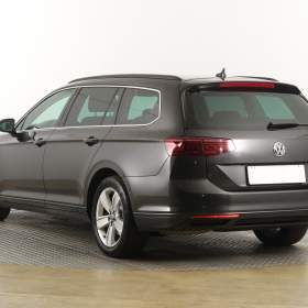 Foto inzerátu Volkswagen Passat 2.0 TDI