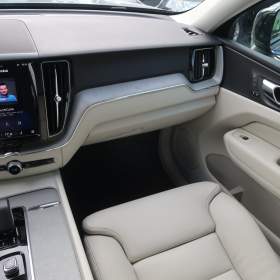 Foto inzerátu Volvo XC60 B5 AWD