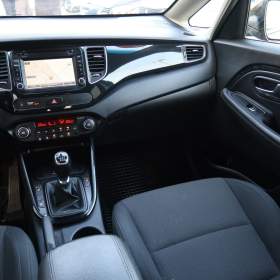 Foto inzerátu Kia Carens 1.6 GDI