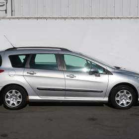 Foto inzerátu Peugeot 308 1.4 i