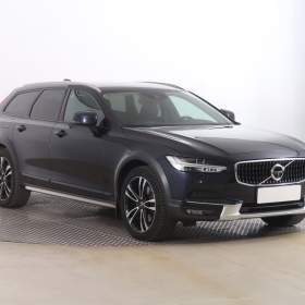 Volvo V90 Cross Country D4 2.0 AWD / 19604478
