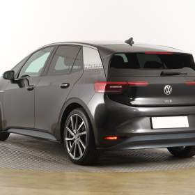 Foto inzerátu Volkswagen ID.3 1st (62 kWh)