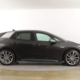Foto inzerátu Volkswagen ID.3 1st (62 kWh)