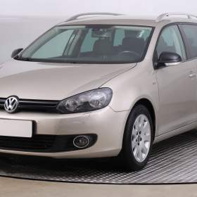 Foto inzerátu Volkswagen Golf 1.6 TDI