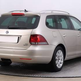 Foto inzerátu Volkswagen Golf 1.6 TDI