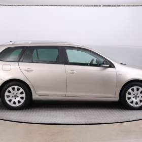 Foto inzerátu Volkswagen Golf 1.6 TDI