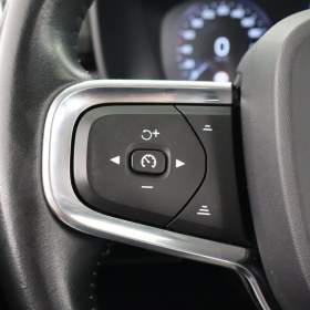 Foto inzerátu Volvo XC40 D4 AWD